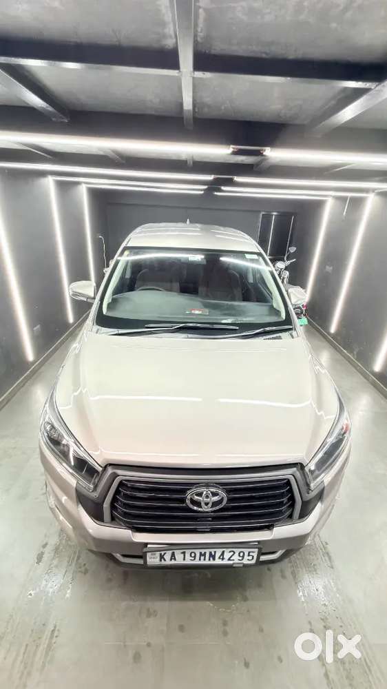 Toyota Innova Crysta 2023.