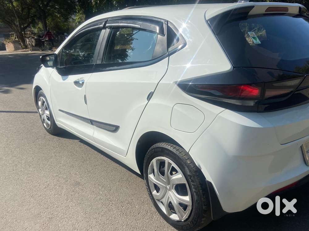 Tata Altroz 1.2 Xz Plus Petrol, 2023, Petrol