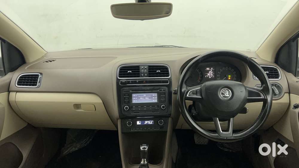 Skoda Rapid [2016-2020] 1.5 Style Plus Tdi At, 2016, Diesel