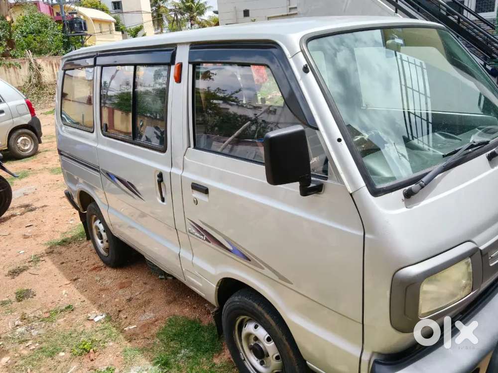 Maruti Suzuki Omni 2016 and 2012