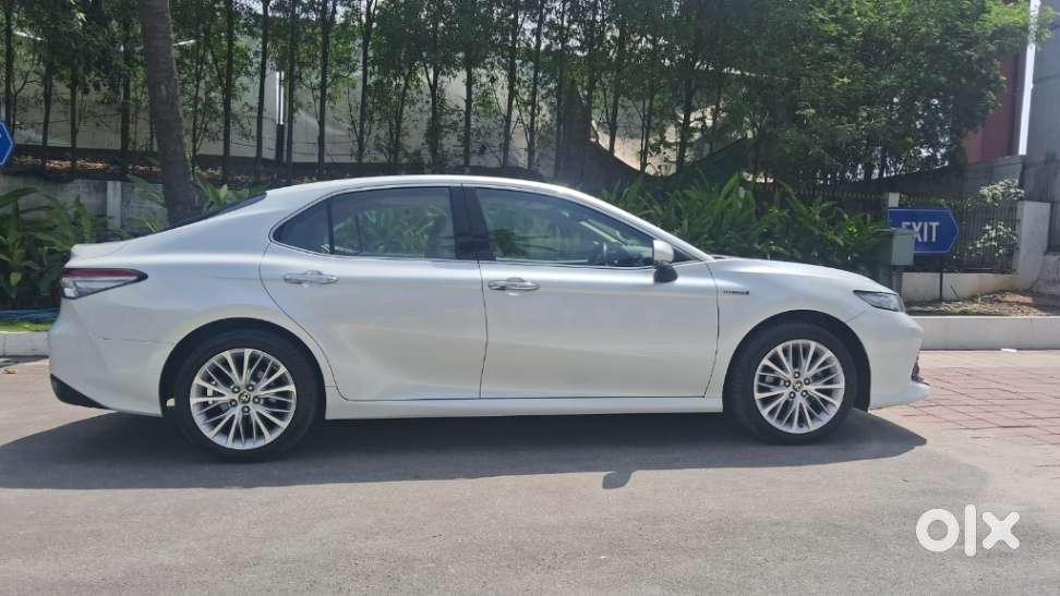 Toyota Camry Hybrid, 2020, Petrol