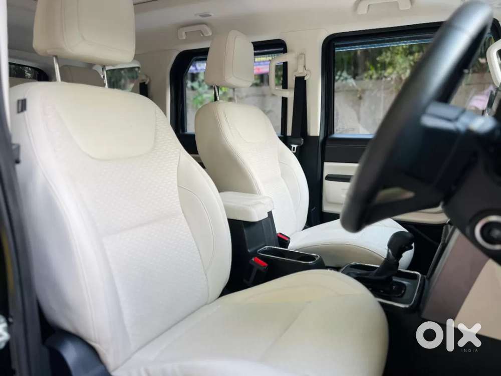 Mahindra Thar Roxx, 2026, Petrol