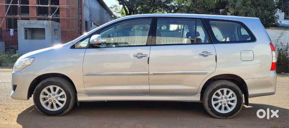 Toyota Innova 2004-2011 2.5 V Diesel 7-seater, 2012, Diesel