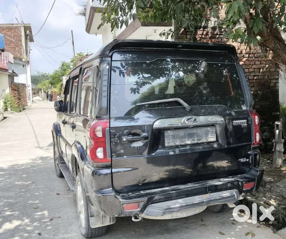 Mahindra Scorpio Classic 2021 With 121000 Km Driven