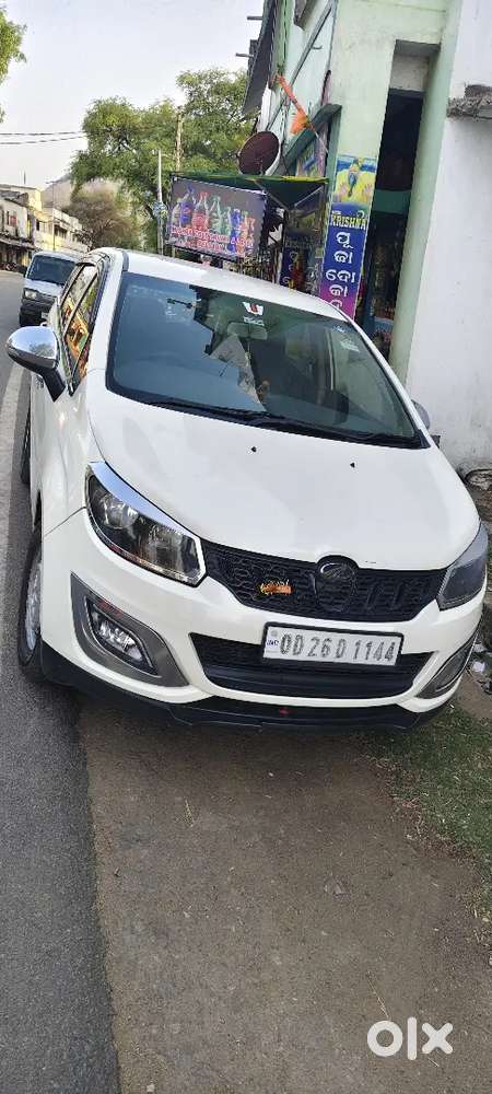 Mahindra Marazzo 2019