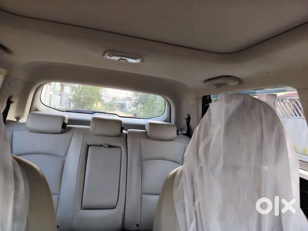 Mahindra Xuv300 W8(o) Diesel Manual