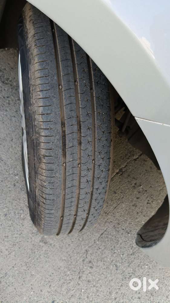 Maruti Suzuki Swift Dzire Vxi Optional, 2018, Petrol
