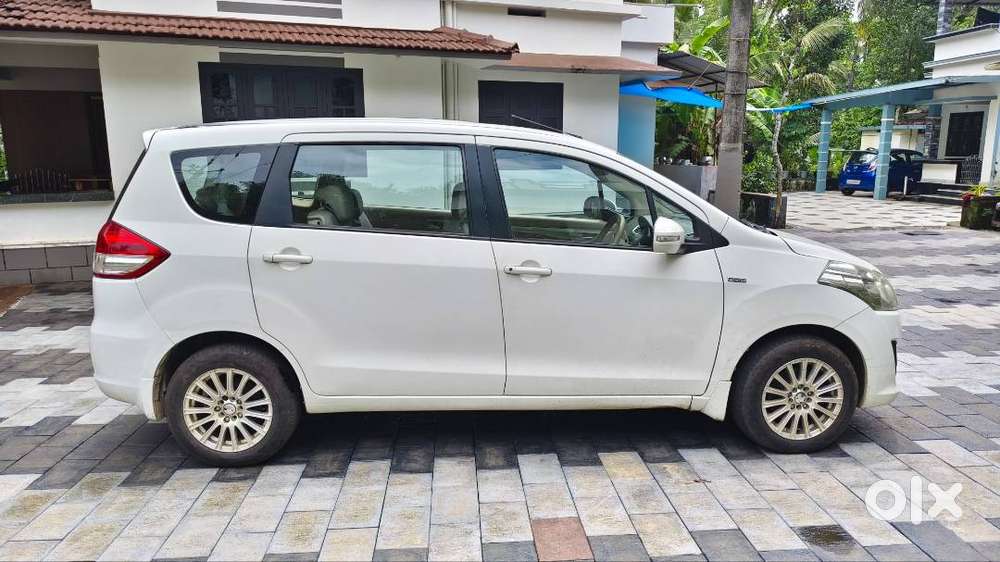 Maruti Suzuki Ertiga 2012
