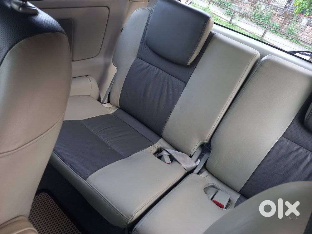 Toyota Innova 2.5 Z Diesel 7 Seater, 2014, Diesel
