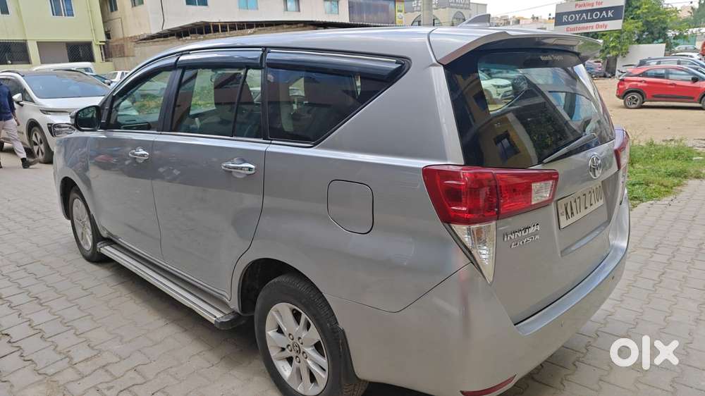 Toyota Innova Crysta 2.4 V, 2017, Diesel