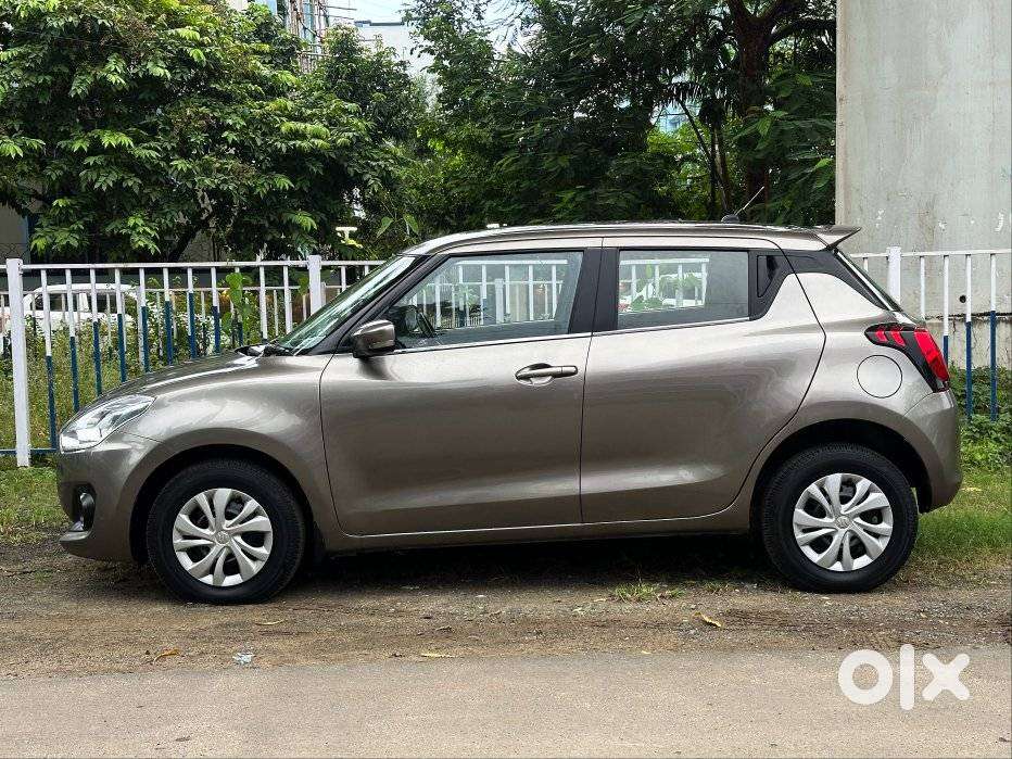 Maruti Suzuki Swift Vxi Ags, 2020, Petrol