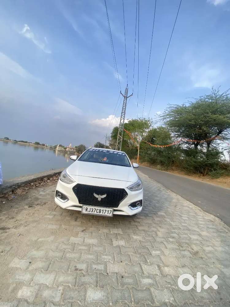 Hyundai Verna Crdi Manual 2020  Sunroof + Push Button Start