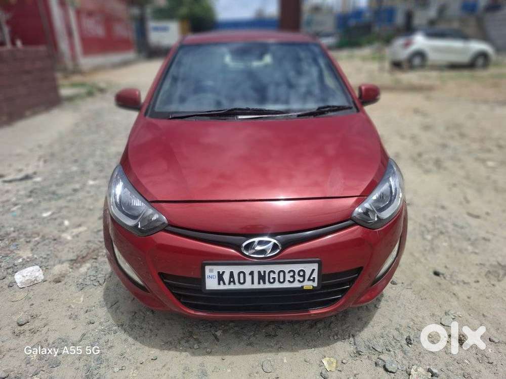 Hyundai I20 Asta (o) 1.2 Mt, 2012, Petrol