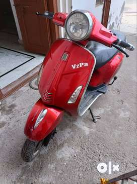 Charging fashion scooty olx