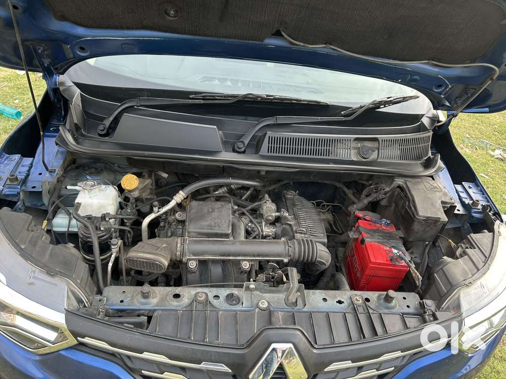 Renault Triber Rxt, 2024, Petrol