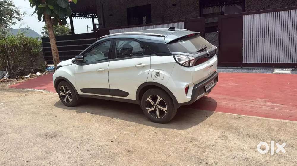 Tata Nexon 2022 Diesel Well Maintained