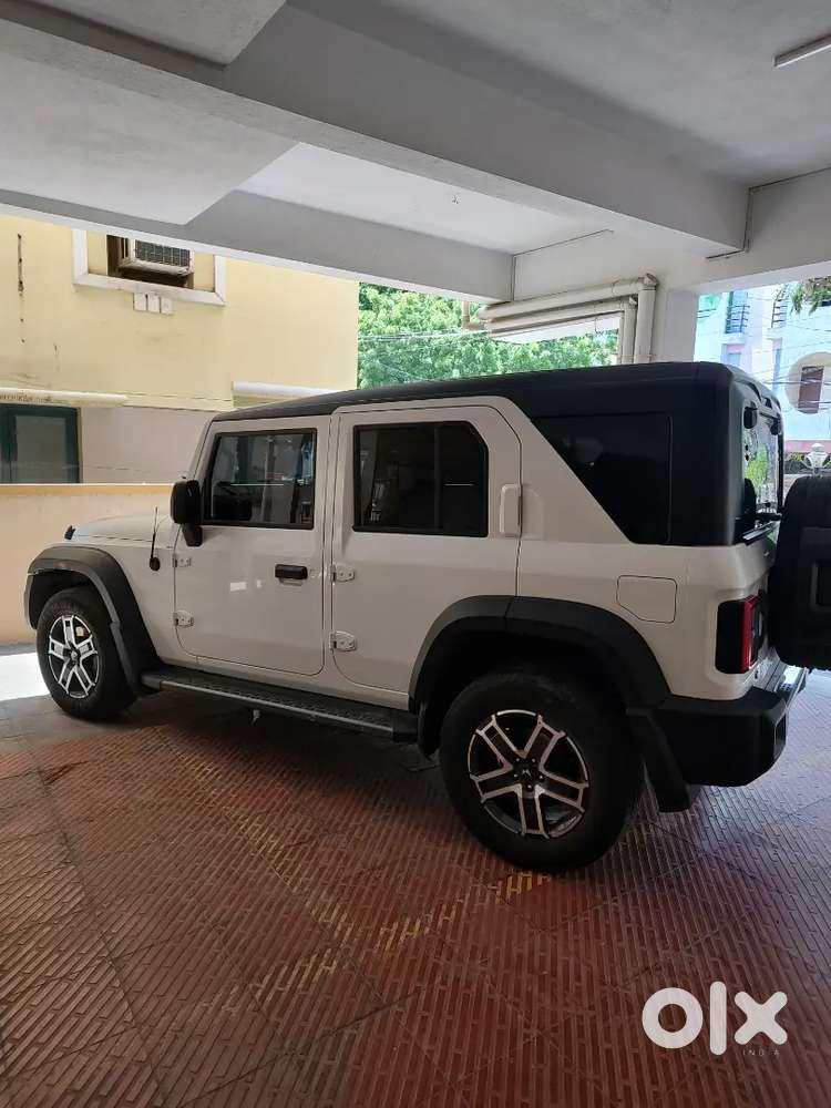 2026 Mahindra Thar Roxx Mx5 Diesel Manual 2wd 5700km White