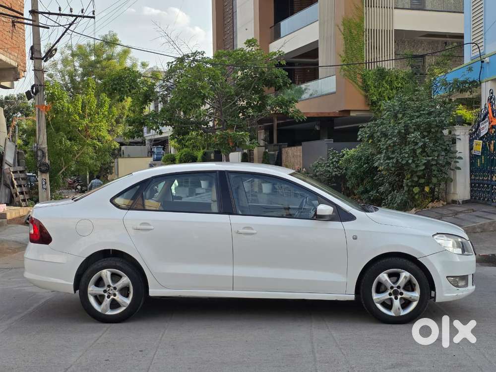 Skoda Rapid 2013-2016 1.5 Tdi Ambition Plus, 2015, Diesel