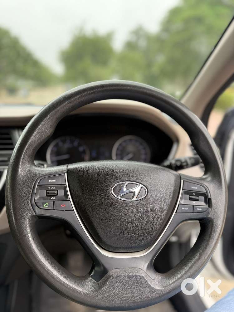 Hyundai Elite I20 Sportz (o) 1.2, 2015, Petrol