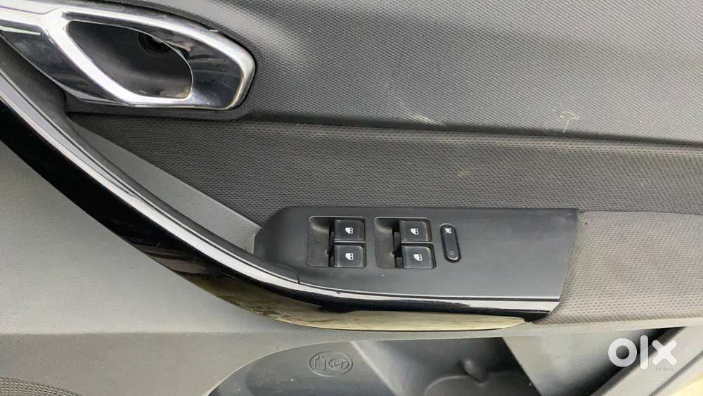 Tata Tigor 1.2 Revotron Xz Option, 2017, Petrol