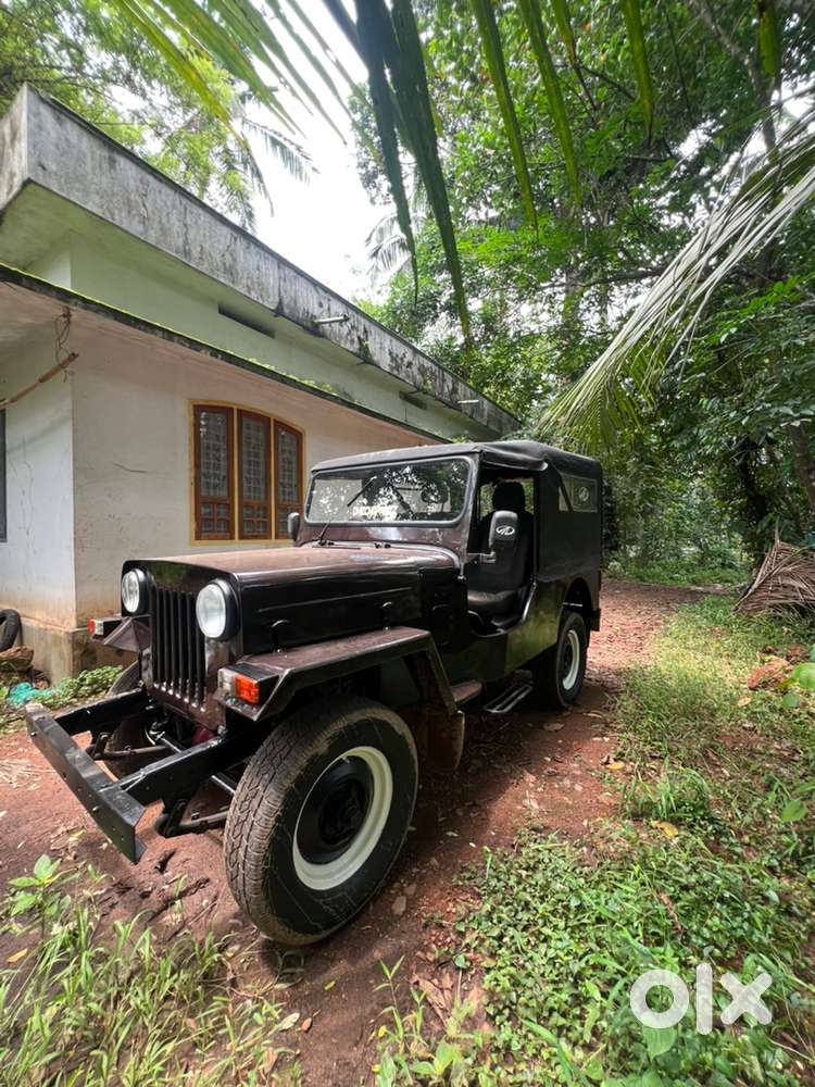 Mahindra Jeep 1986