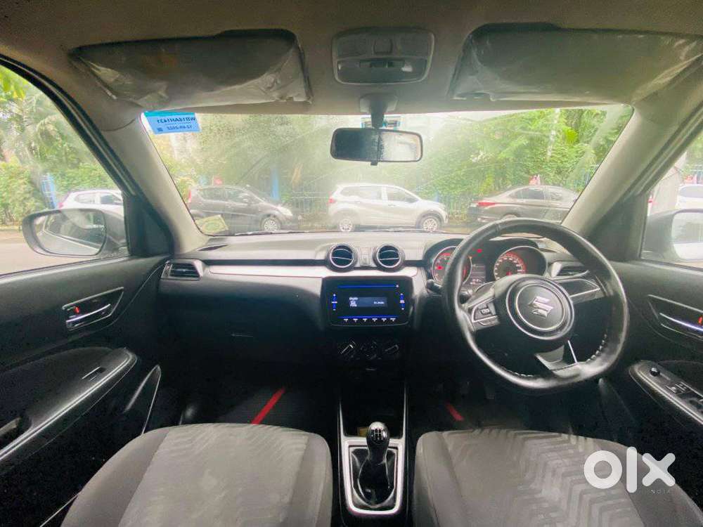 Maruti Suzuki Swift Vxi + Manual, 2022, Petrol