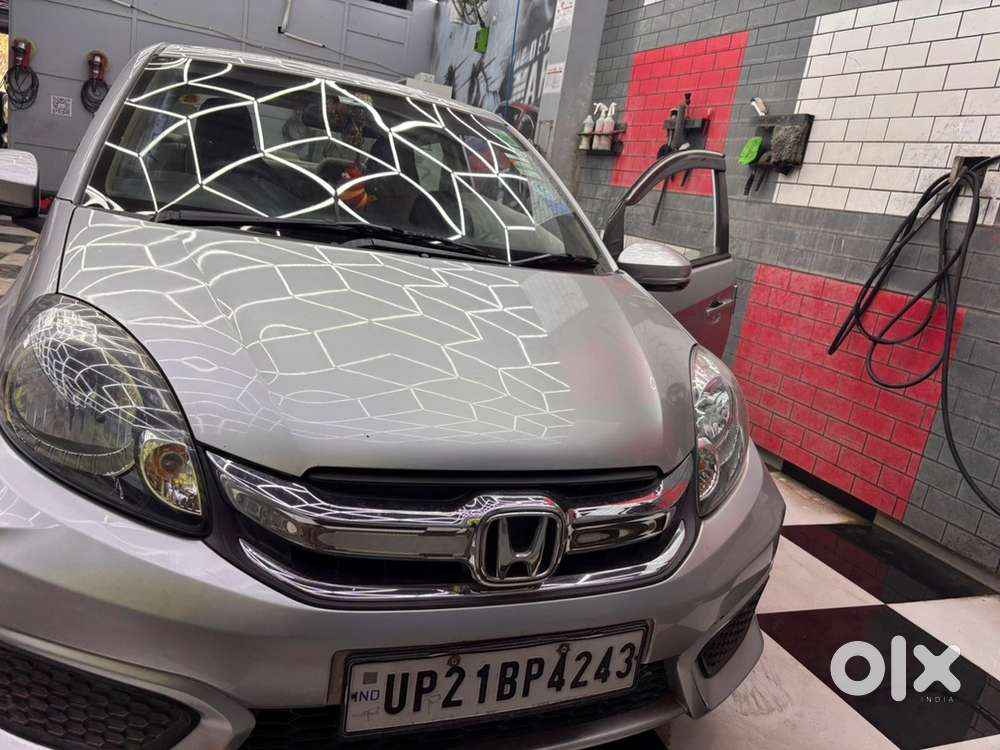 Honda Amaze 2017 Petrol Well Maintained