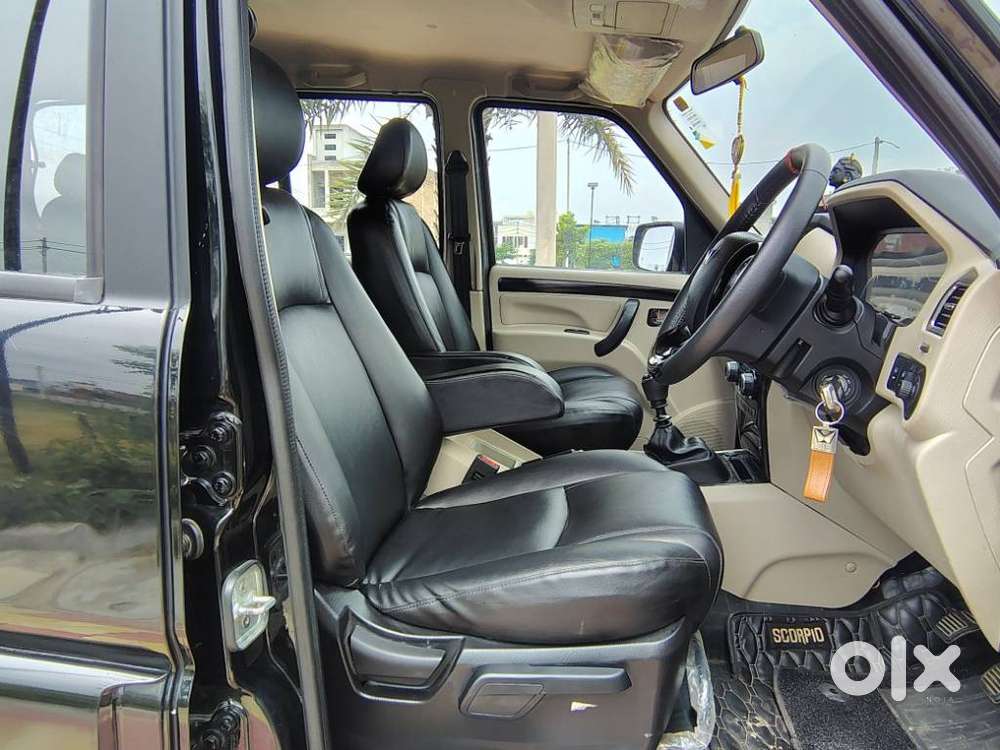 Mahindra Scorpio S11 Mt 7s, 2025, Diesel