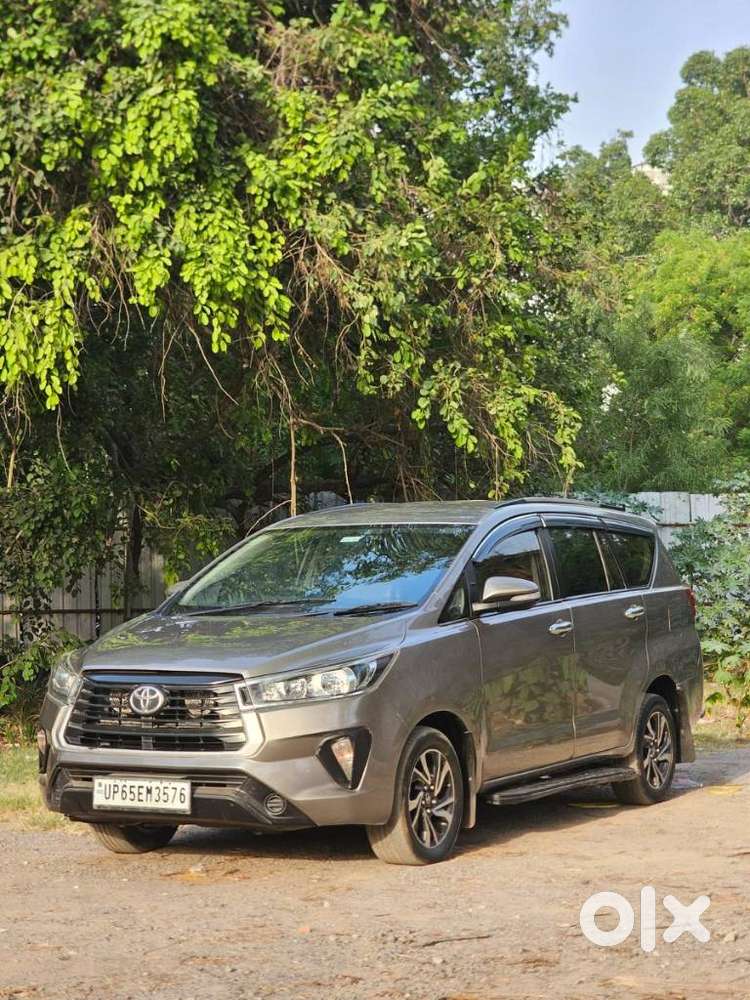 Toyota Innova Crysta 2.4 G Mt 8s, 2022, Diesel
