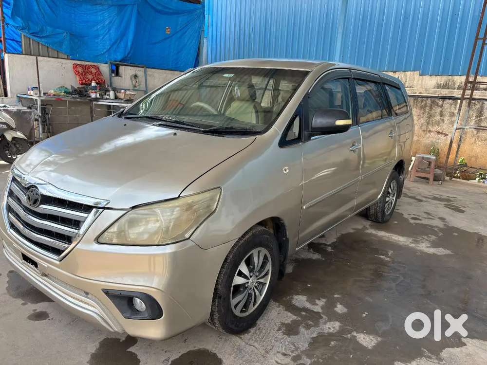 Innova Car For Sell 2010 Diesel