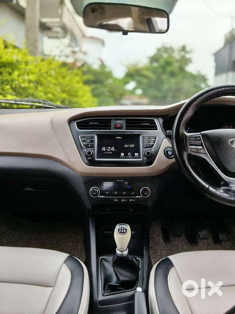 Hyundai Elite I20 Asta (o) 1.2 Mt, 2018, Petrol