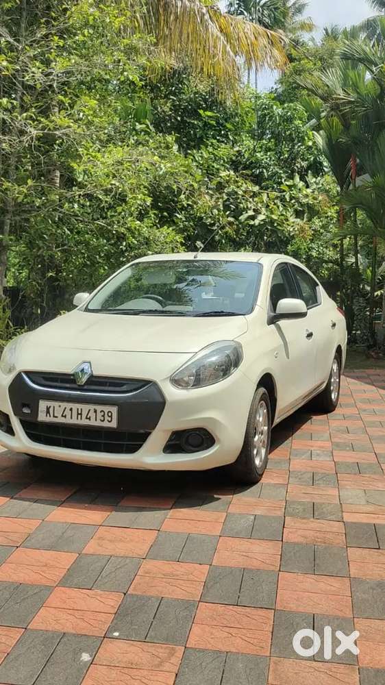 Renault Scala 2014 Petrol Model 2nd Owner For Sale. Manual