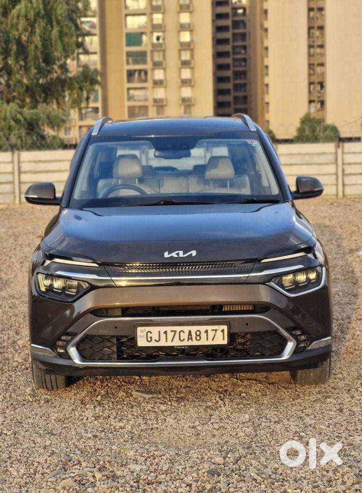 Kia Carens 1.5 Luxury Plus Diesel 6 Str, 2022, Diesel