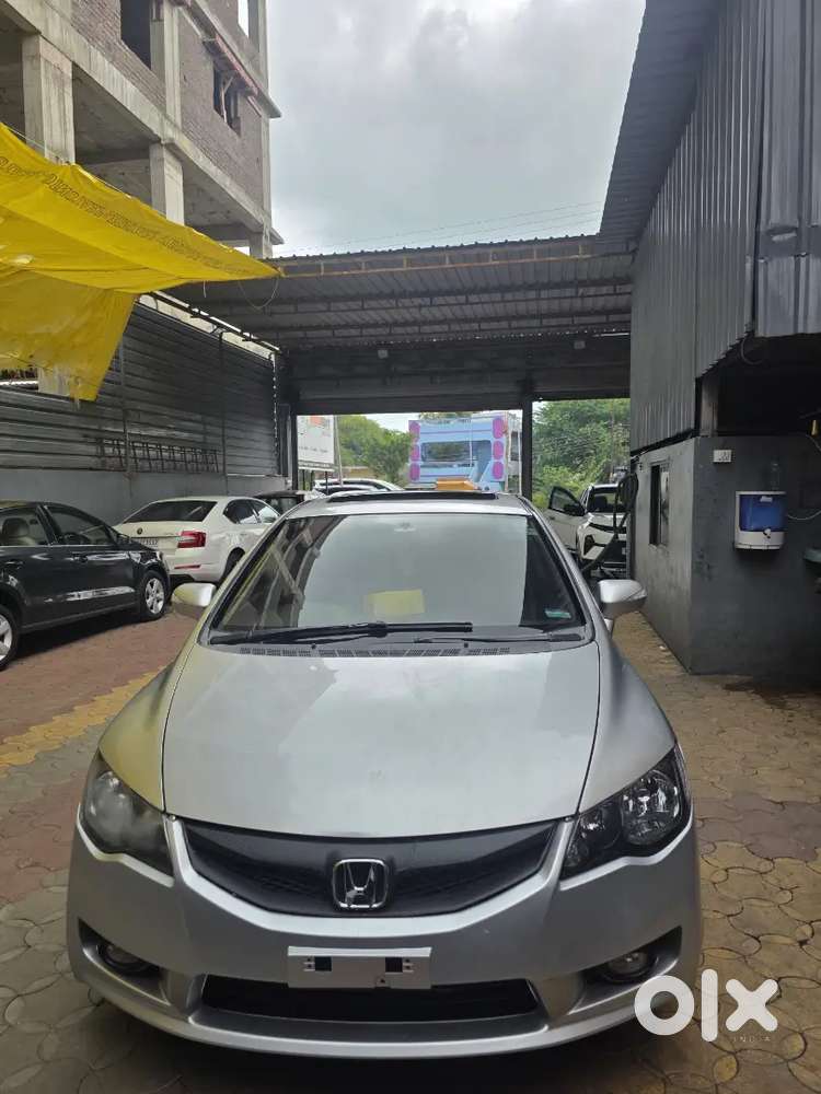 Honda Civic 1.8 E 2011