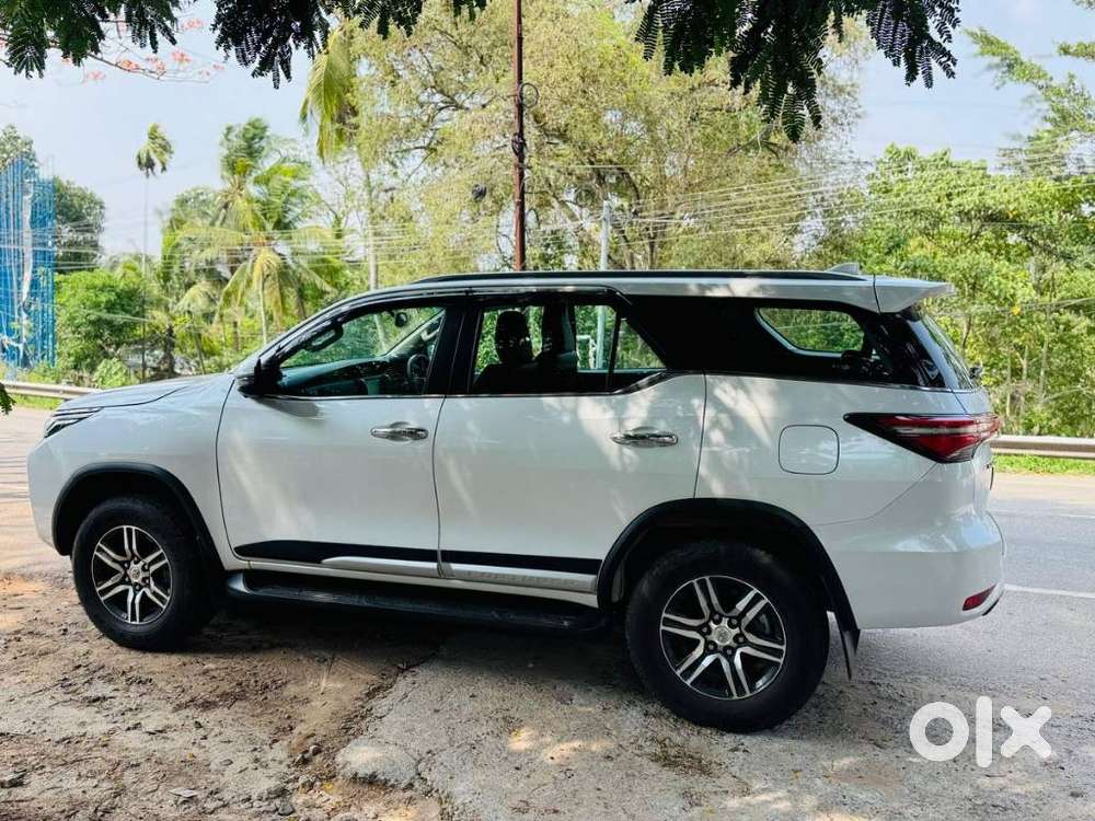 Toyota Fortuner 4x2 At 2.8 Diesel, 2023, Diesel
