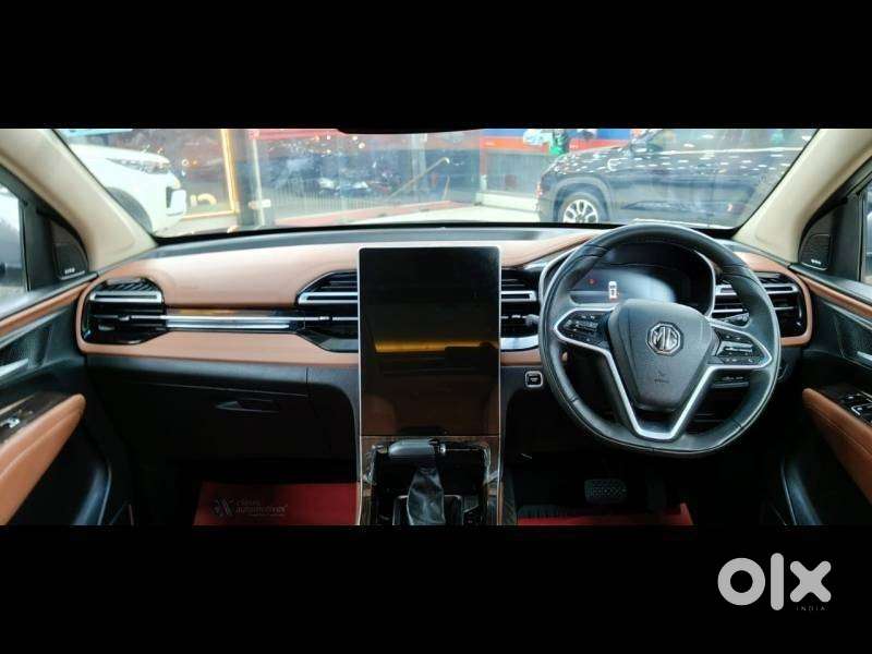 Mg Hector Plus Savvy Pro 1.5 Turbo Petrol Cvt 7 Str, 2023, Petrol