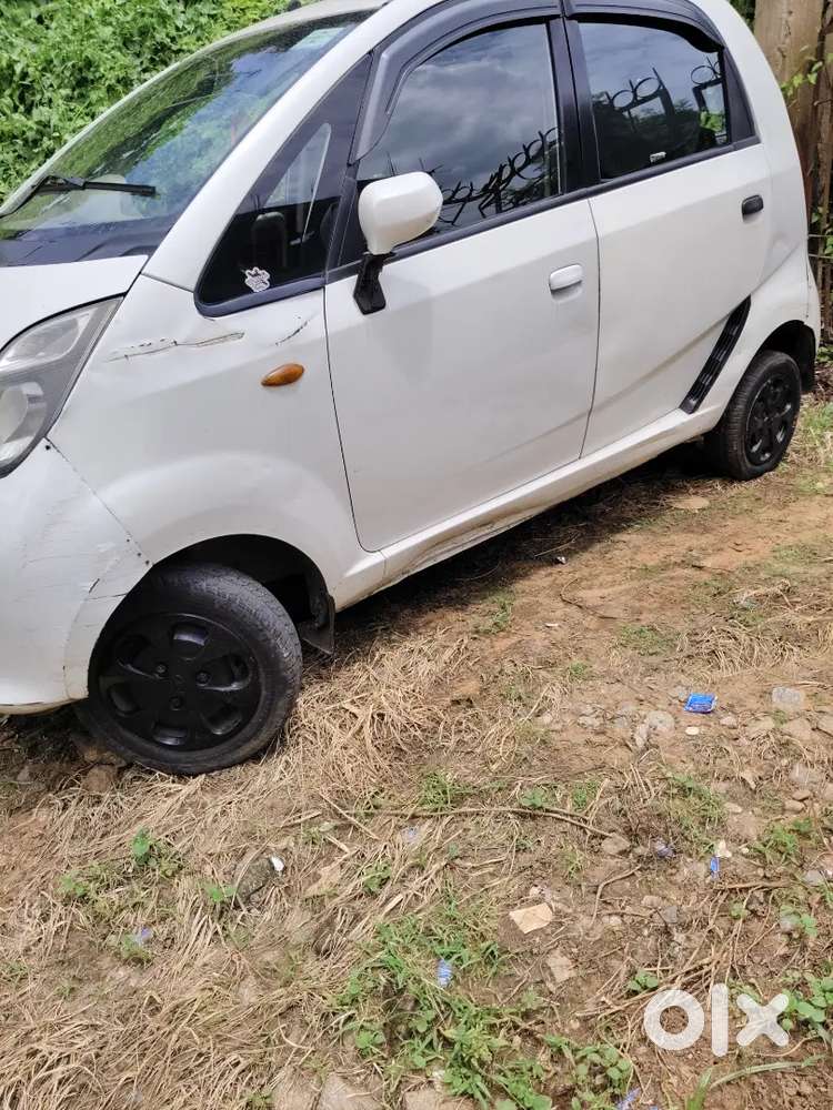 Tata Nano Xt Top Model All Tyres Are Good Good Condition Of Car