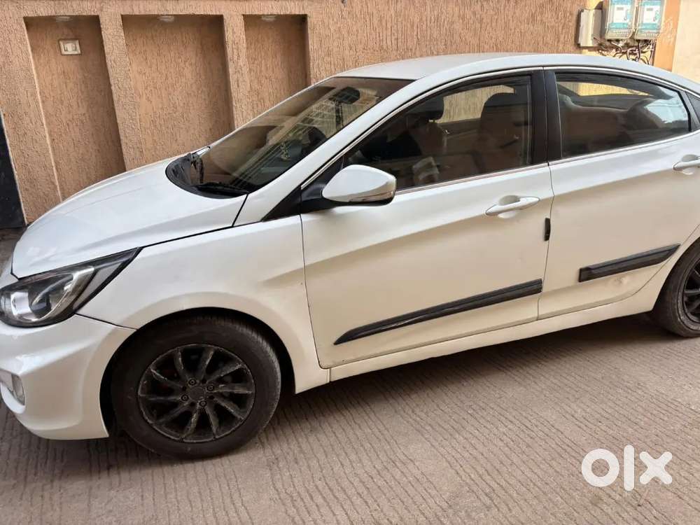 Hyundai Fluidic Verna 2011