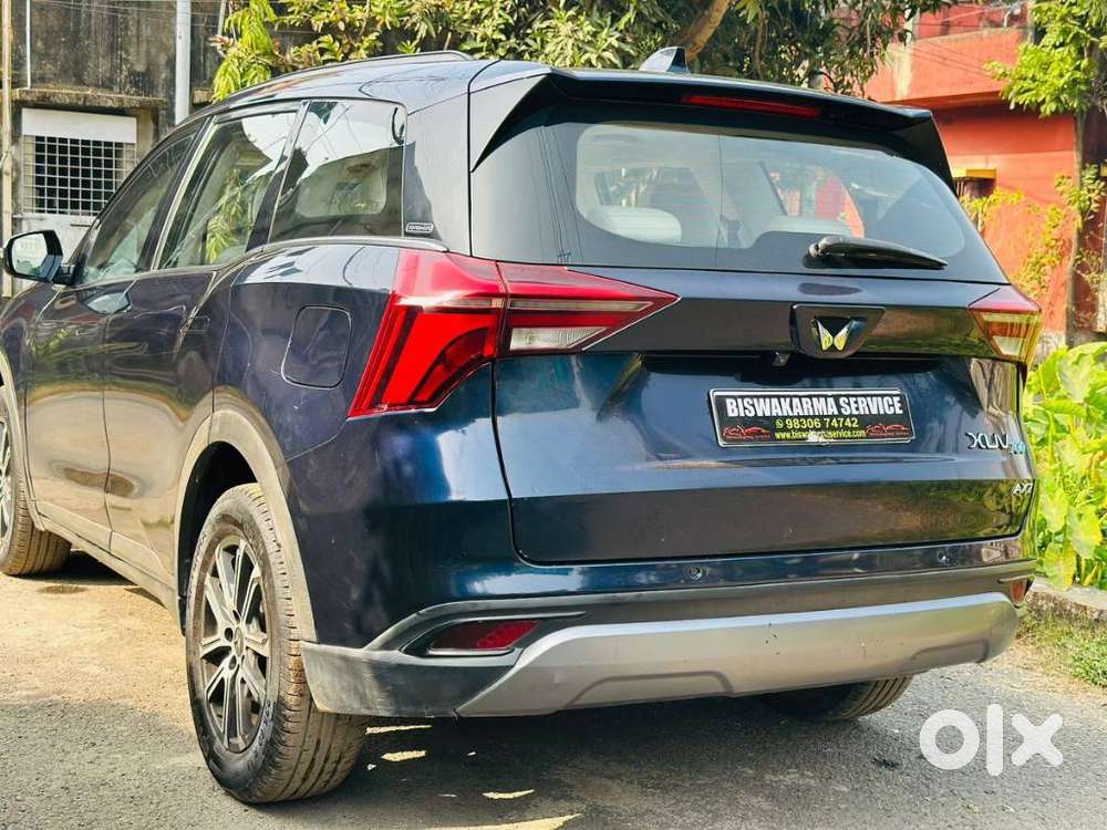 Mahindra Xuv700 2.0 Ax 7 Petrol Mt Str, 2022, Petrol