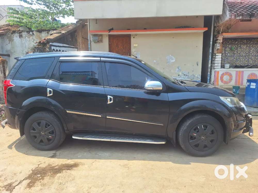 Mahindra Xuv500 2015