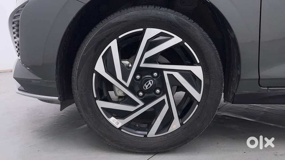 Hyundai New I20 1.2 Asta (o) Mt, 2023, Petrol