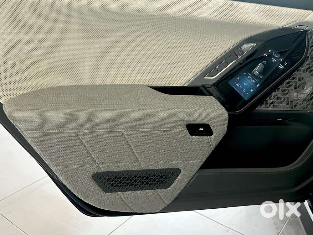 Bmw I7 M70 Xdrive, 2024, Electric