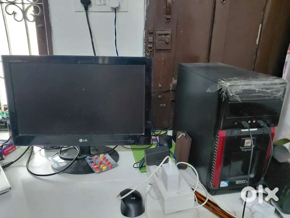 Intex CPU with Screen Working Condition sell for parts