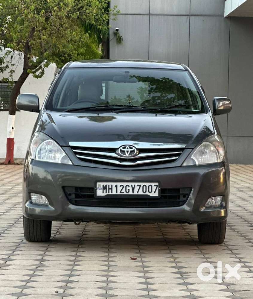 Toyota Innova 2.5 G (diesel) 7 Seater, 2011, Diesel