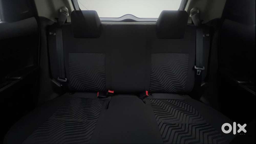 Maruti Suzuki Swift Amt Vvt Vxi, 2018, Petrol