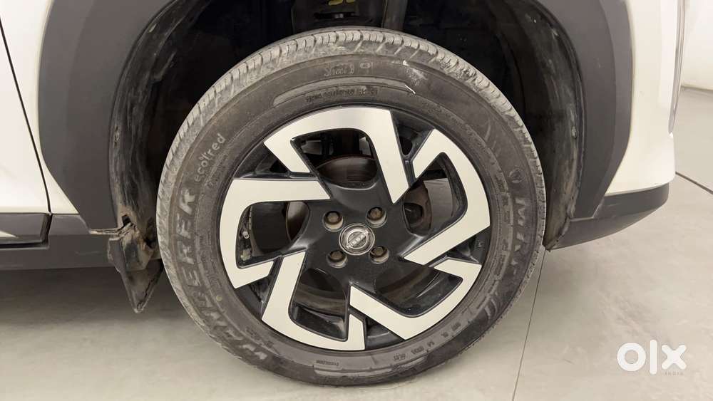 Nissan Magnite 1.0 Xv, 2021, Petrol