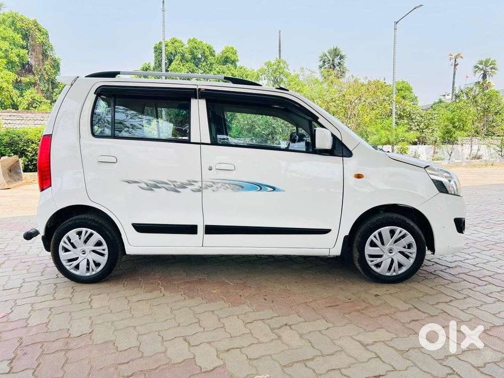 Maruti Suzuki Wagon R Amt Vxi, 2018, Petrol