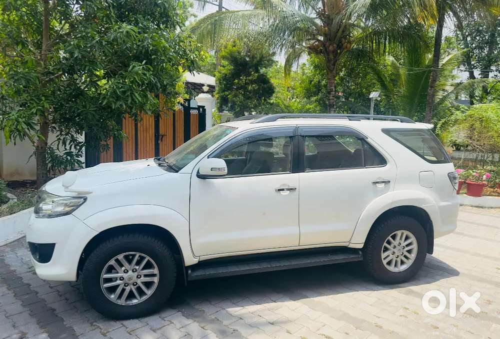 Single Owner Used, Good Condition, Toyota Fortuner For Sale.