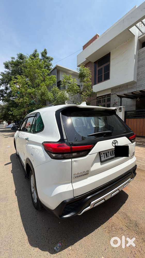 Toyota Innova Hycross 2.0 Vx Hybrid 7 Str, 2024, Petrol