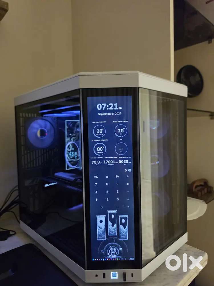 HYTE Y70 Touch Gaming Cabinet